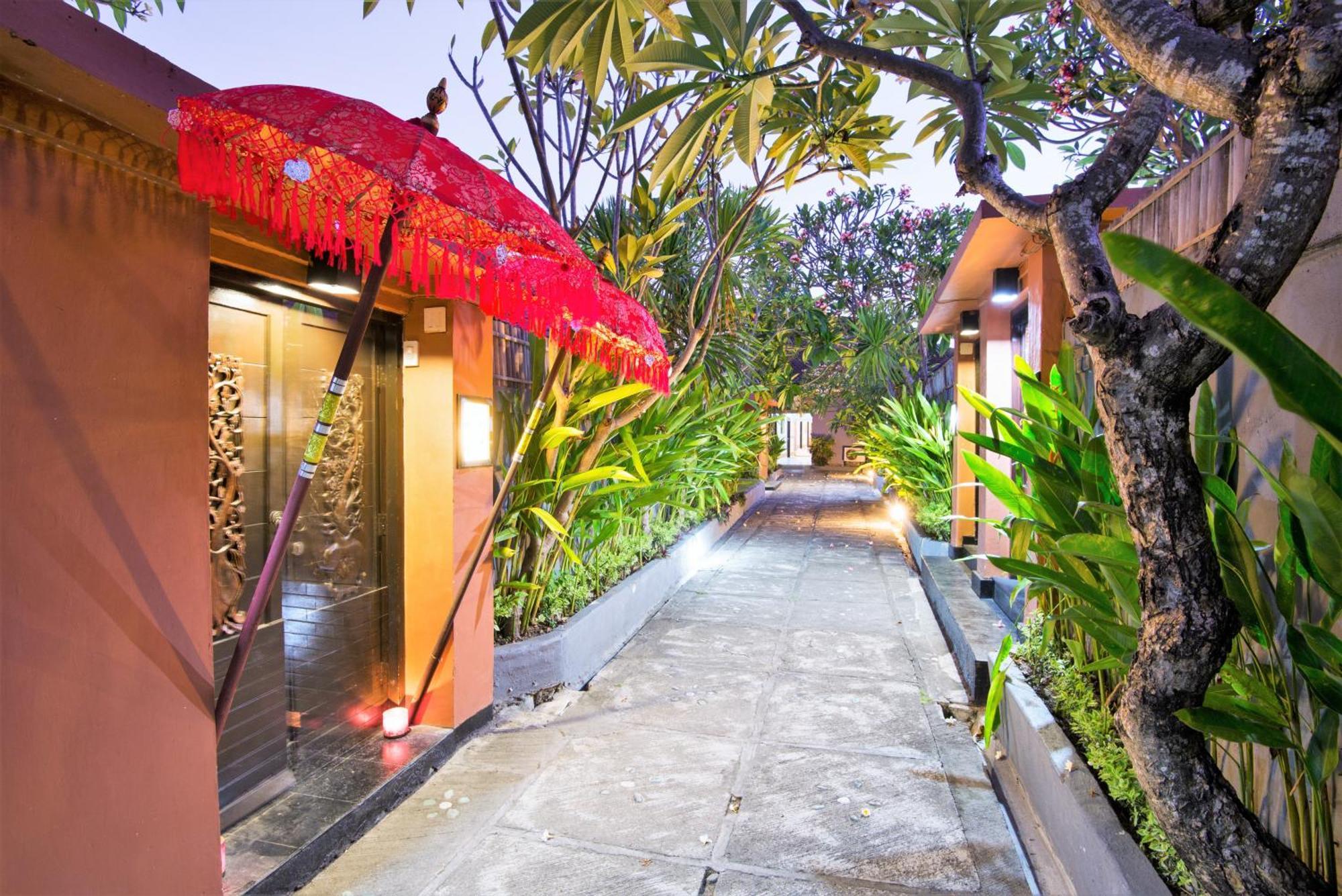 One Bedroom Private Villa Kuta سمينياك المظهر الخارجي الصورة